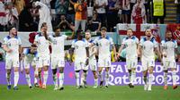 Selebrasi pemain timnas Inggris usai Harry Kane mencetak gol ke gawang Senegal dalam pertandingan 16 besar Piala Dunia 2022 yang berlangsung di Al Bayt Stadium, Qatar, Senin (5/12/2022). (AP Photo/Manu Fernandez)