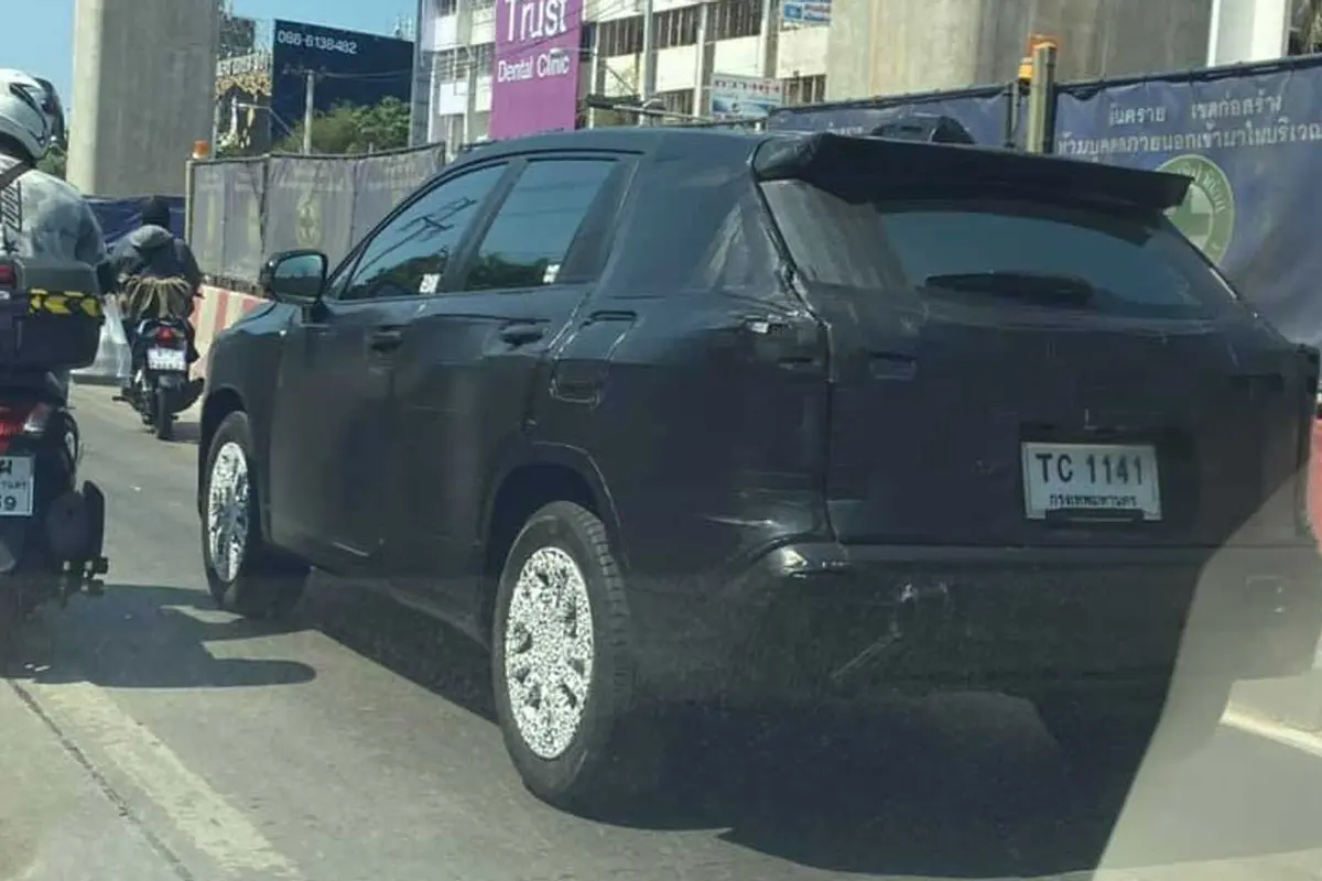 Toyota Corolla Cross (Motor1)