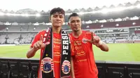 Bek Persija Jakarta, Maman Abdurrahman bermain bareng anaknya, Rafa Abdurahman, di BRI Liga 1 2023/2024. (Bola.com/Abdul Aziz).