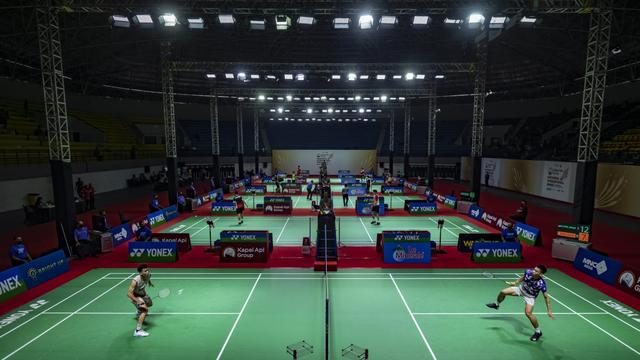 Turnamen Bulu Tangkis di GOR Among Rogo