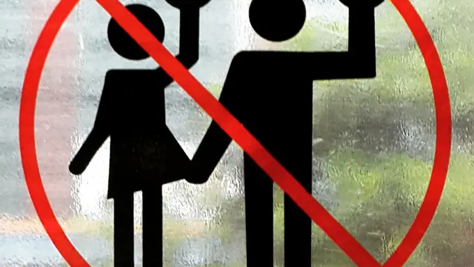 Saat Dilecehkan Pria, Ini yang Harus Kamu Lakukan