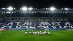 Para pemain Real Madrid menghadiri sesi latihan menjelang pertandingan keenam fase grup Liga Champions 2024/2025 melawan Atalanta di Bergamo, Italia pada 9 Desember 2024 (Piero CRUCIATTI/AFP)