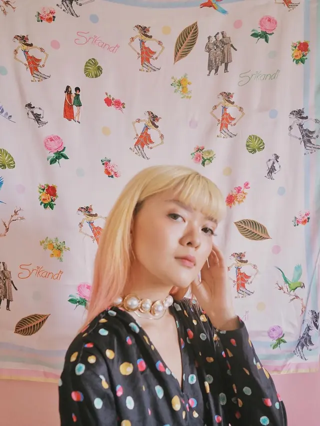 [Bintang] Begini Dandanan Imut Seperti Cewek Jepang Ala Kakak Rich Brian, Sonia Eryka