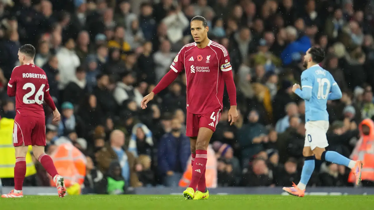 Foto: Melihat Gol Van Dijk yang Dianulir Wasit saat Liverpool Babak Belur Dihajar Manchester City di Liga Inggris