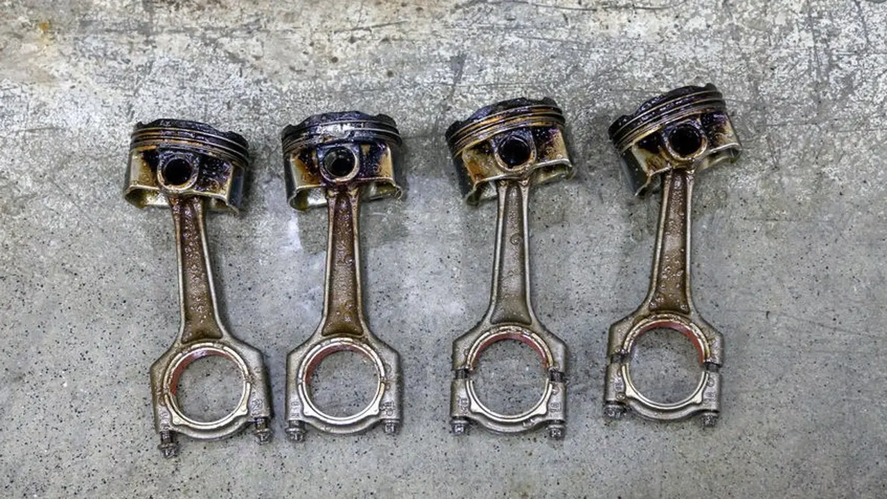 ring piston  memiliki tiga fungsi, berikut penjelasannya seperti dilansir Suzuki Indonesia, Selasa (24/11/2020).