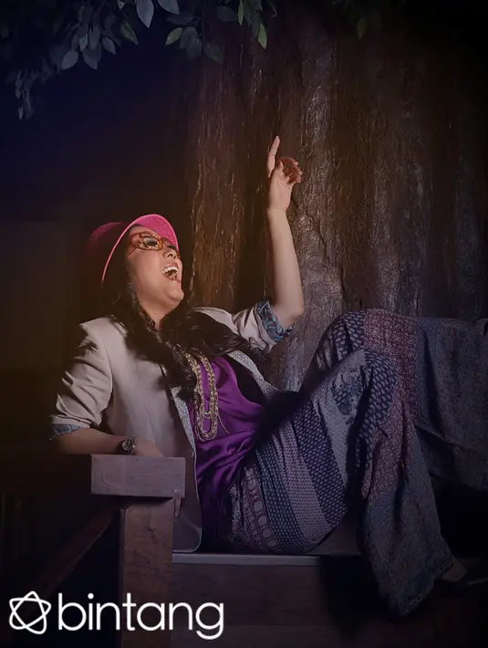 Sejak remaja kerabat maestro tari Bagong  Kusudiardjo ini memang sudah biasa bersinggungan dengan beragam komunitas seni, seperti campursari,  ketoprak, pop Jawa,  dan dagelan. (Nurwahyunan/Bintang.com)