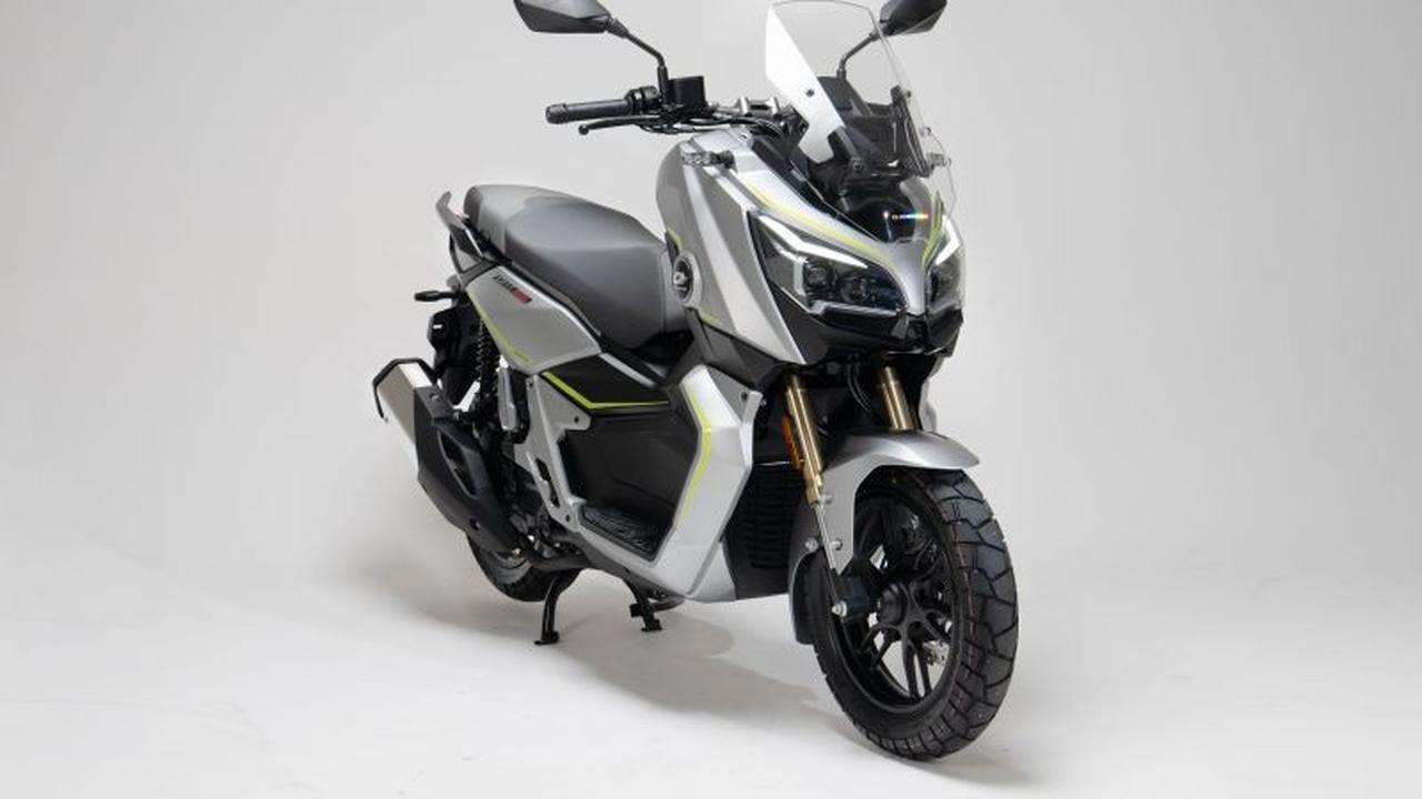 QJMotor Resmi Luncurkan Skutik Petualang Fort 250 Adventur CBS di Indonesia