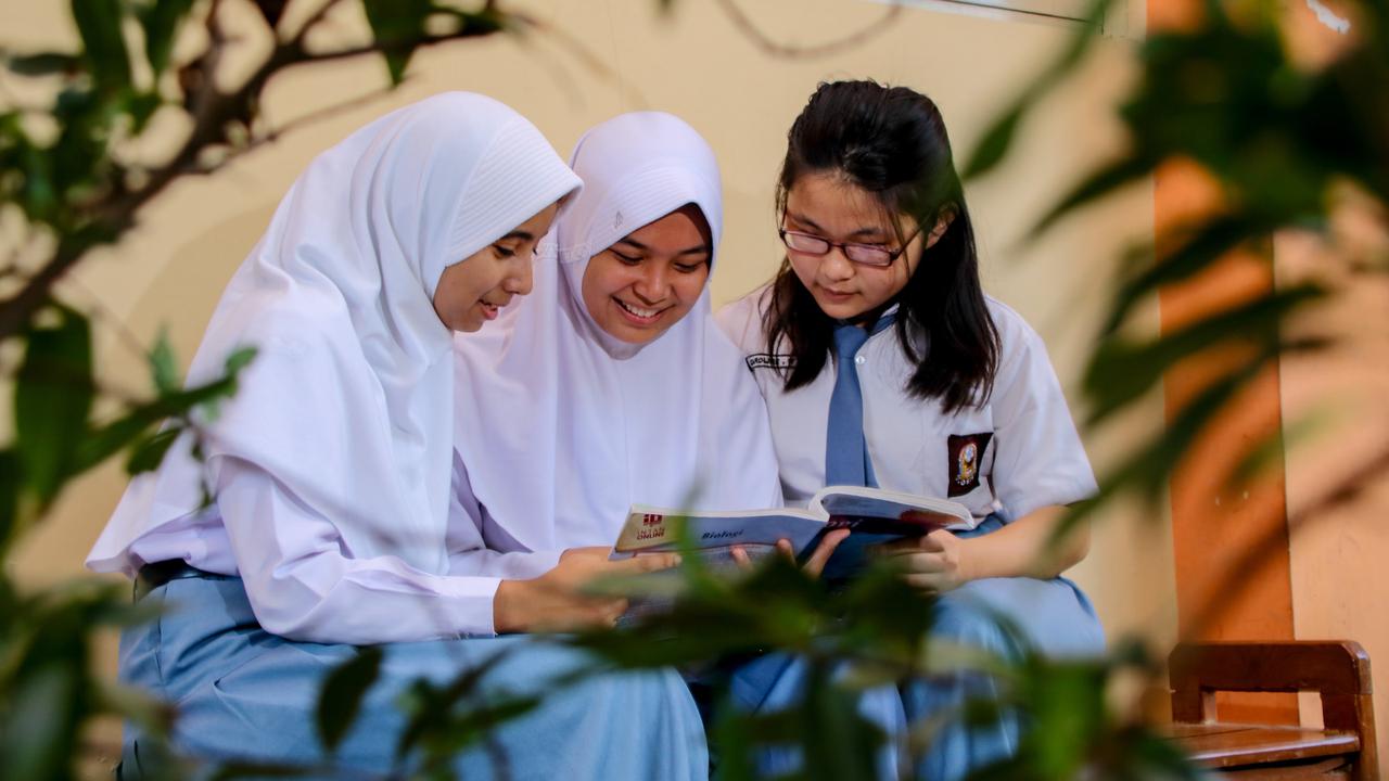 Ilustrasi belajar, siswa, murid, pelajar, sekolah, SMA