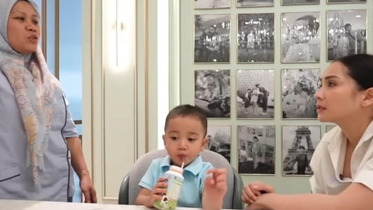 Nagita Slavina Korek Alasan Rayyanza Menangis Karena Anak Fitri Tropica di Sekolah