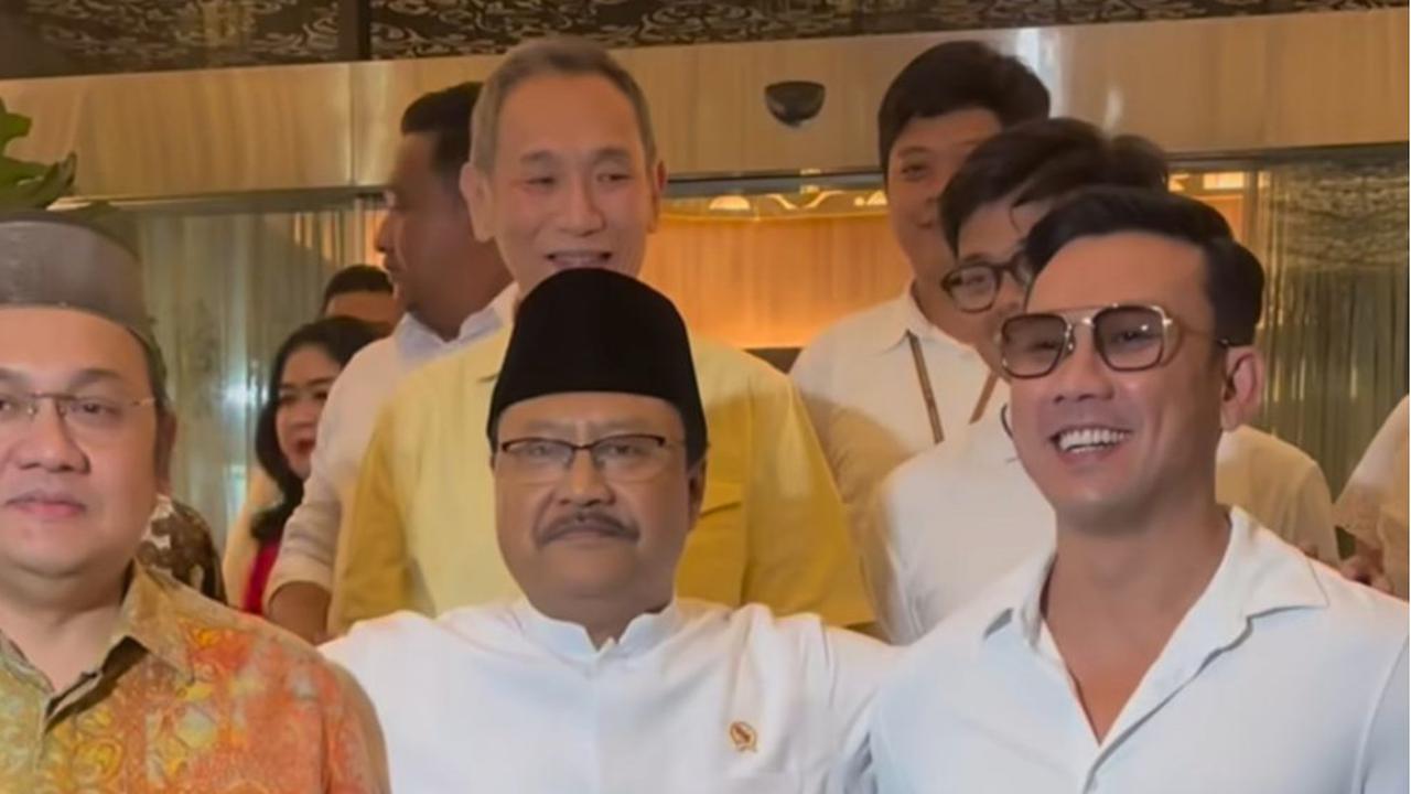 Sekakmat' Mensos di Depan Agus Salim & Farhat Abbas: Donasi buat Pengobatan, Niatnya ke Sana Nanti Diaudit