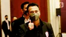 Pemilik Rans Cilegon FC, Raffi Ahmad, saat menghadiri Kongres PSSI di Hotel Raffles, Jakarta, Sabtu (29/5/2021). Kongres tersebut akan membahas kepastian Liga 1 dan 2 musim 2021-2022. (Bola.com/M Iqbal Ichsan)