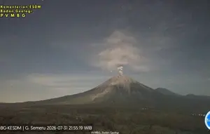 Semeru Erupsi Lima Kali, Zona Bahaya hingga 13 Kilometer