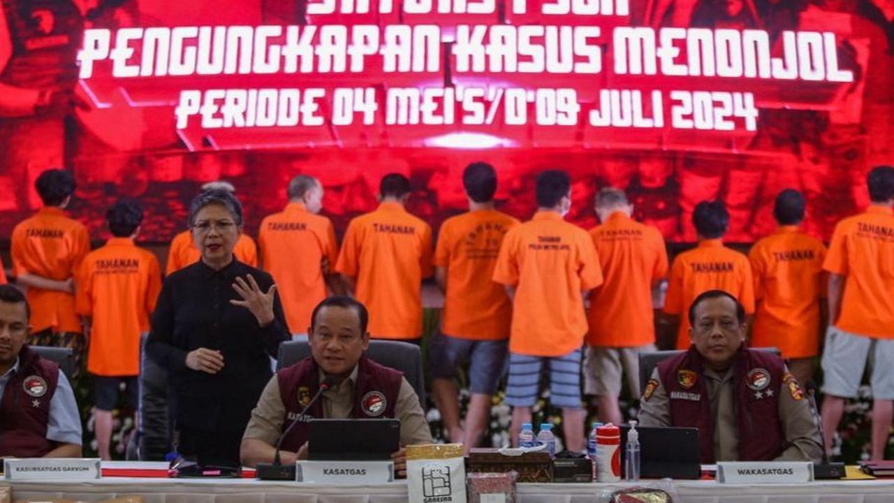 Dalam keterangannya, Irjen Asep mengumumkan keberhasilan Satgas P3GN Polri dalam meringkus sebanyak 38.194 tersangka narkoba selama periode sepuluh bulan terakhir. Foto: merdeka.com / Arie Basuki<br>