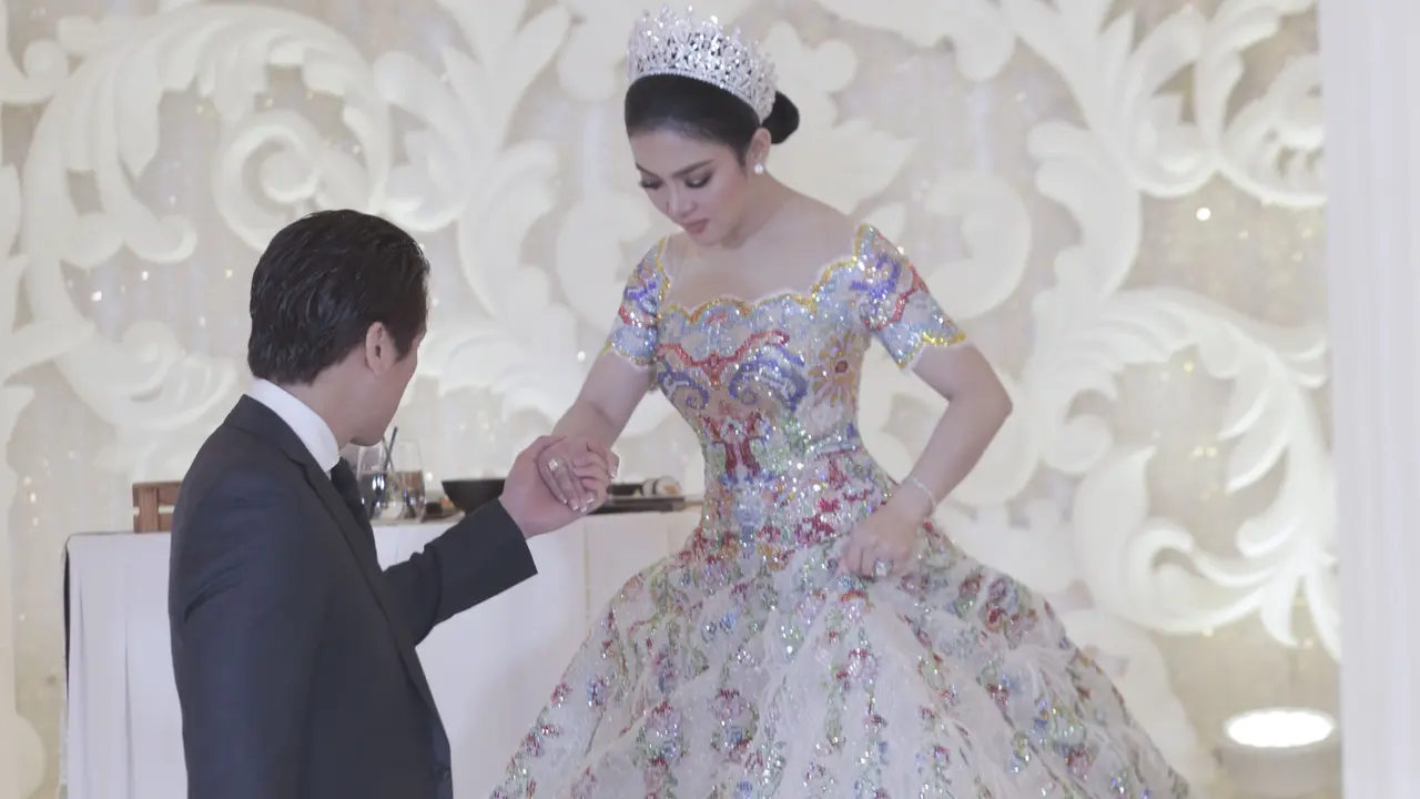 [Fimela] Syahrini dan Reino Barack