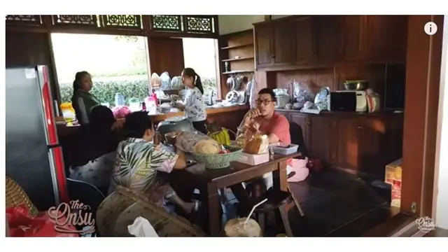 7 Potret Villa Ruben Onsu, Megah dan Bernuansa Klasik