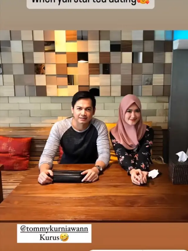 Foto Lawas Artis saat Pacaran