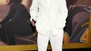 Aktor Jaden Michael menghadiri pemutaran perdana Black & White dengan pakaian pria yang sedang tren, yaitu pleated suit rancangan Issey Miyake, di tahun 2021.