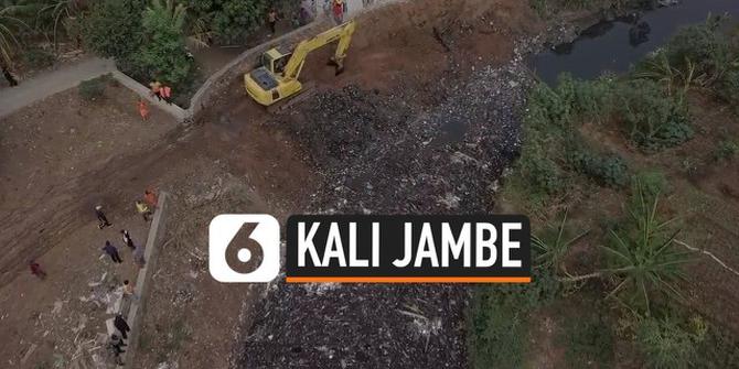 VIDEO: Pantauan Drone Pembersihan Sampah di Kali Jambe