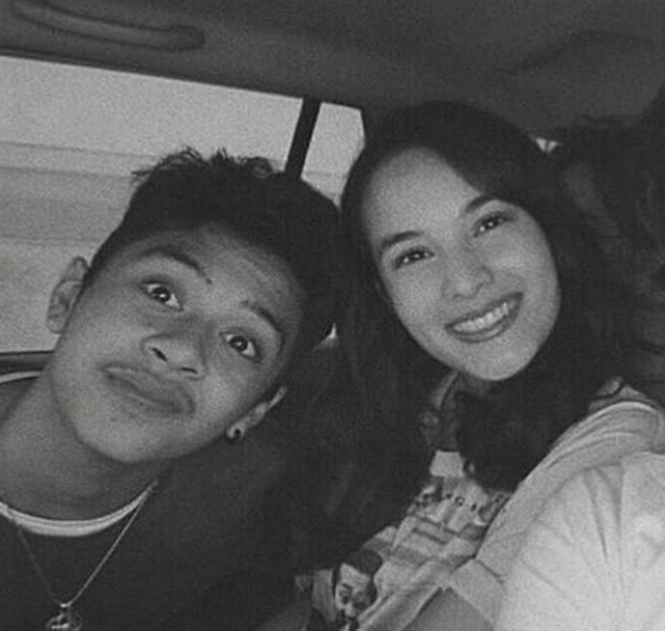 14+ Chelsea Islan Dan Bastian Putus Background