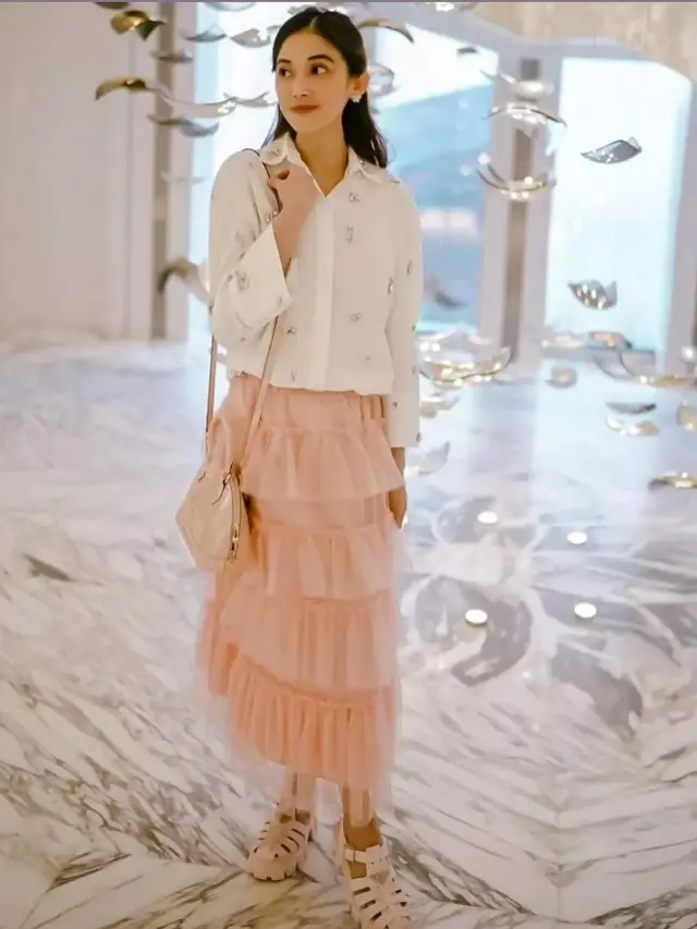 Masa belia Kartika Putri yang mirip Agnez Mo (Instagram/kartikadewi20)