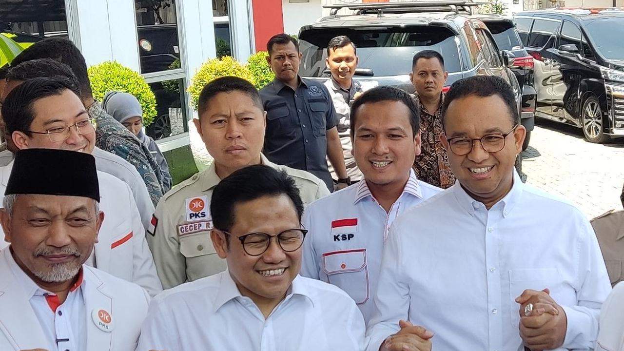 Anies-Cak Imin Kompak Pakai Baju Putih, Sekjen PKS: Yasalam, Semut Merah Berlari Lagi