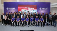 Valentino Rossi dan Maverick Vinales bersama petinggi Yamaha Indonesia.