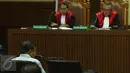 Wapres Jusuf Kalla, menjadi saksi pada persidangan kasus dugaan korupsi Dana Operasional Menteri di Pengadilan Tipikor, Jakarta, (14/1). Jusuf Kalla menyatakan bahwa penggunaan DOM merupakan hak menteri. (Liputan6.com/Helmi Afandi)