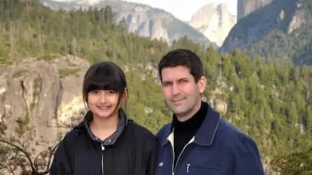 Potret Kebersamaan Stephanie Poetri dan Ayah Bulenya