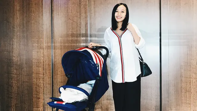 [Bintang] Sibuk Urus Bayi, 3 Seleb Ini Tetap Kelihatan Cantik Natural Tanpa Makeup