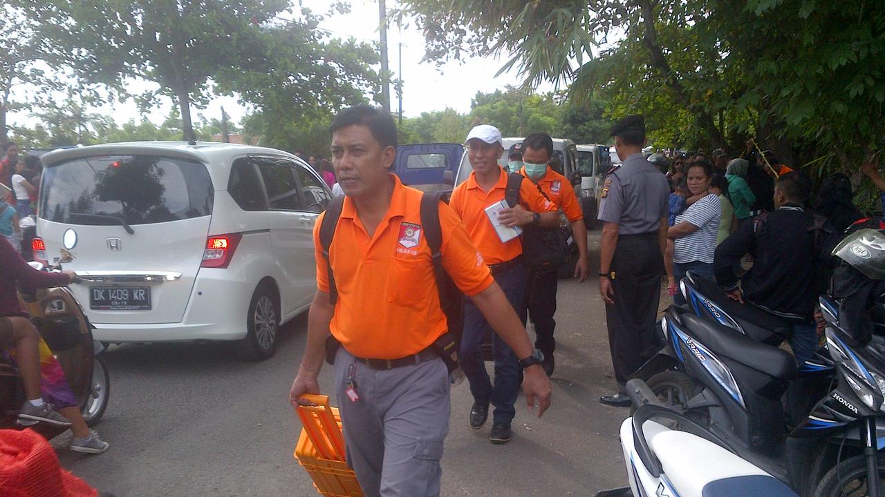 Olah TKP lanjutan kasus Angeline