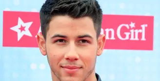 Sudah bukan rahasia lagi jika selama ini Nick Jonas disebut-sebut gay. (Bintang/EPA)