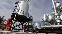 Usai BBM Tumpah, Pertamina Jernihkan Perairan Terminal Ternate