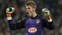 Sebelum berseragam Manchester United sejak 2011/2012, David de Gea merupakan kiper muda kebanggaan publik Vicente Calderon sejak bermain di tim yunior. Total dua musim, 2009/2010 dan 2010/2011 ia tampil 84 kali dengan torehan 23 kali clean sheet dan kemasukan 112 gol. (AFP/Javier Soriano)