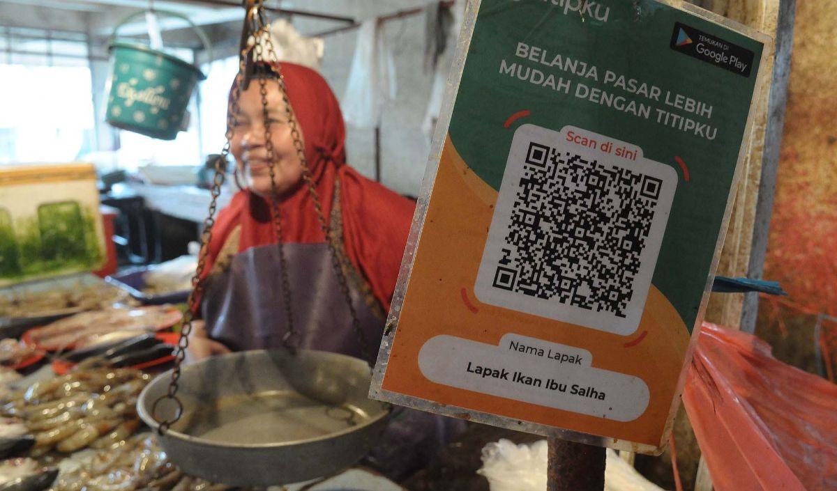 Sebagai informasi, Merchant discount rate (MDR), yaitu tarif yang dikenakan kepada merchant oleh bank.