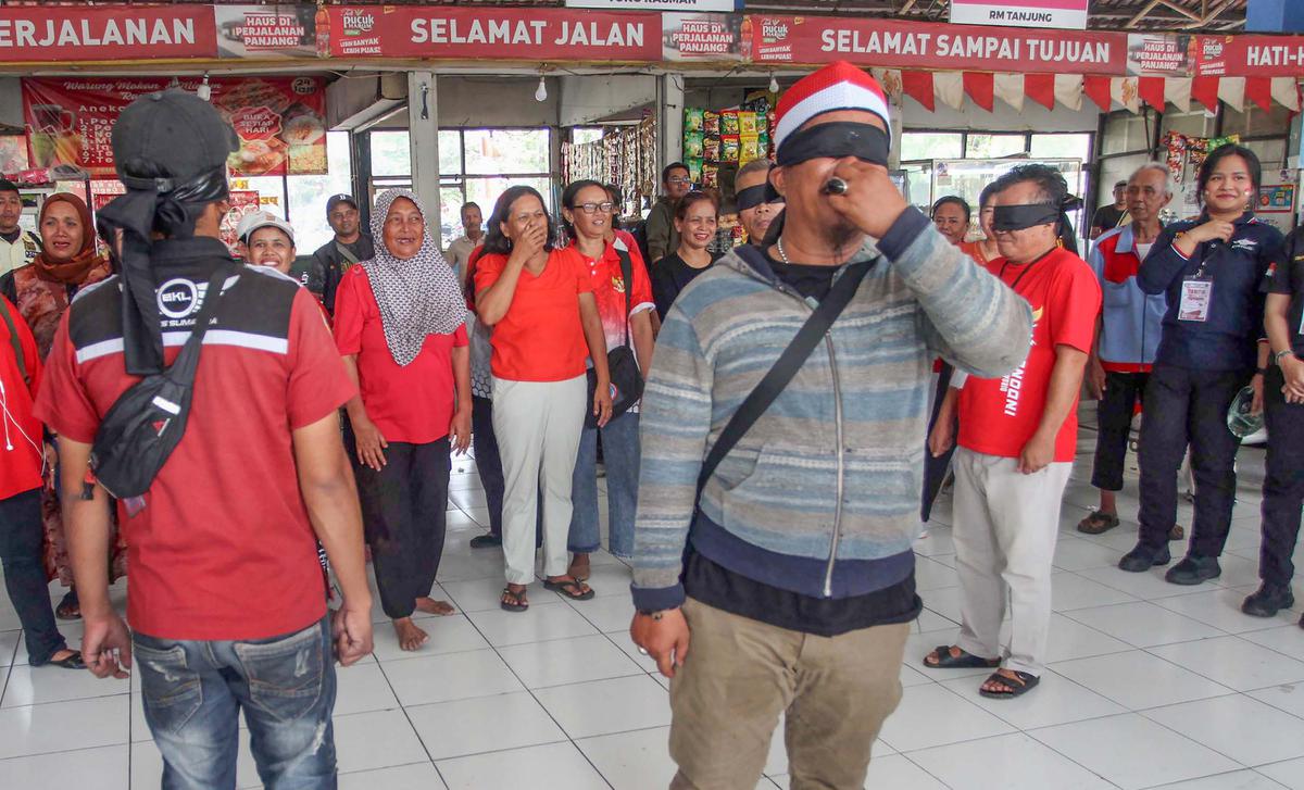 Ragam Lomba 17an Semarakkan Terminal Kampung Rambutan Jakarta