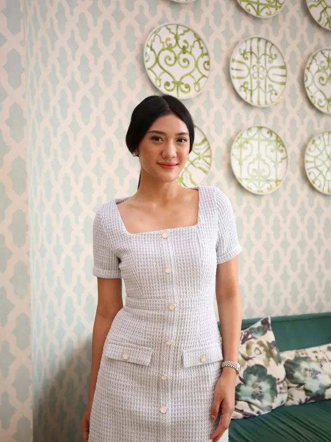 Tidak perlu buru-buru minum obat, Anissa Aziza punya cara sederhana untuk meringankan flu buah hati yang sedang flu ringan