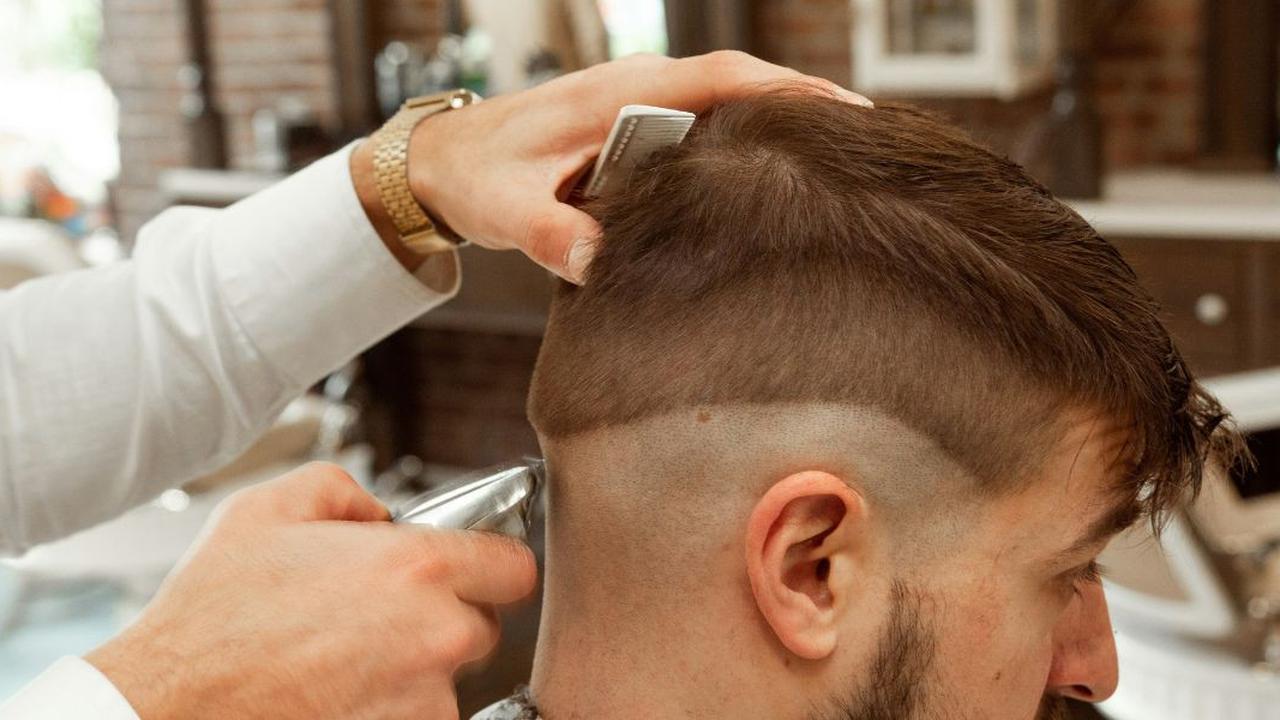 5 Potongan Rambut Buzz Cut dengan Gaya Modern dan Rapi April 2025, Bikin Tampilan Makin Keren
