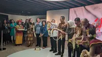Pemotongan bunga melati sebagai simbol resmi dibukanya Bentara Budaya Art Gallery pada Selasa, 26 September 2023. (Liputan6.com)