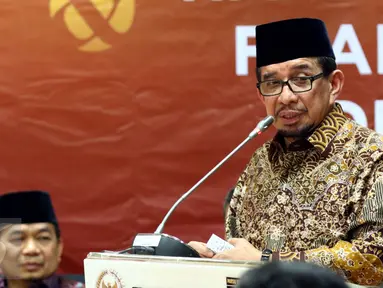 Ketua Majelis Syuro PKS, Salim Segaf Al-Jufri memberi sambutan saat Launching Hari Aspirasi F-PKS, Jakarta, Selasa (17/11/2015). Hari Aspirasi Rakyat ini dalam rangka menjalankan amanah wakil rakyat yang berasal dari PKS. (Liputan6.com/Johan Tallo)