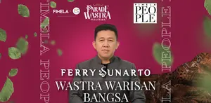 Ferry Sunarto sudah berkiprah di dunia fashion tanah air selama 25 tahun. Ia pun selalu konsisten dengan karya-karya terbaiknya yang memberikan kesan modern pada wastra Nusantara.