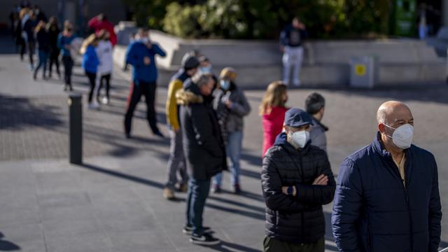 Spanyol Alami Lonjakan Infeksi COVID-19