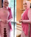 Berbeda saat momen lamaran, Reza Artamevia dan Angelina Sondakh memakai baju seragam untuk momen pengajian-siraman Aaliyah Massaid. [@rezaartameviaofficial/@angelinasondakh09].