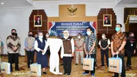 Pemprov Jatim Salurkan Bantuan Alat Kesehatan untuk Rumah Sakit Rujukan COVID-19