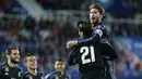 Para pemain Real Madrid merayakan gol Alvaro Morata saat melawan Leganes pada lanjutan La Liga di Butarque stadium,  Madrid, (5/4/2017). Real Madrid menang telak 4-2. (AP/Francisco Seco)