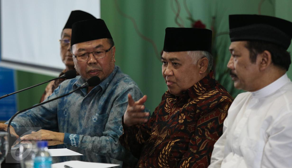 Dewan pertimbangan Majelis Ulama Indonesia (MUI) menggelar rapat pleno "Membahas Perkembangan Kondisi Keumatan dan Kebangsaan Terkini" pasca aksi 4 November lalu, di Gedung MUI, Jakarta, Rabu (9/11). (Liputan6.com/Faizal Fanani)
