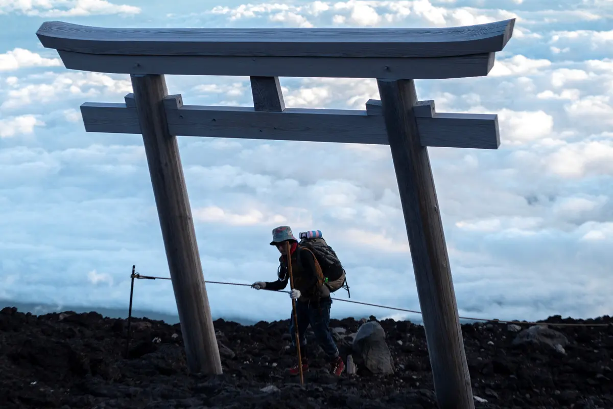 Menikmati Surya dari Puncak Gunung Fuji