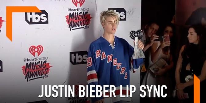 VIDEO: Lipsync di Coachella, Justin Bieber Dibela Ariana Grande