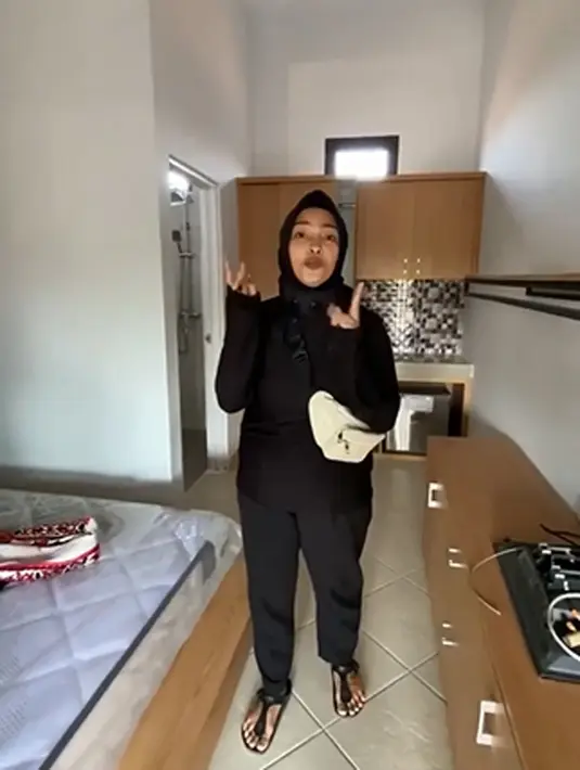 Tantri Kotak Bisnis Kontrakan (Instagram/Tantri Kotak Bisnis Kontrakan)