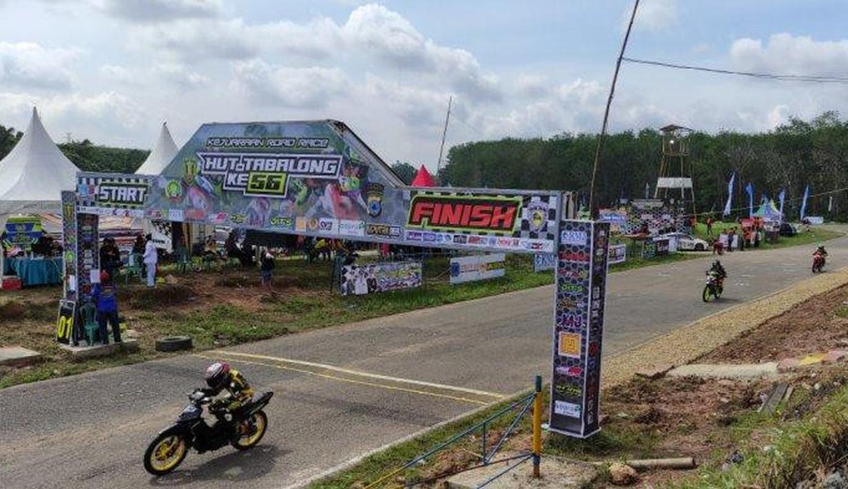 Sirkuit Marido terletak di Kabupaten Tabalong, Kalimantan Selatan ini memiliki panjang total 1,8 km dengan lebar 10 sampai 15 meter. Kejuaraan yang sering diadakan di lintasan ini adalah balap road race kelas motor bebek dan motor matic. Tahun 2022 lalu baru saja digelar event kejuaraan road race dalam rangka HUT ke-56 Tabalong. (Source: banjarmasinpost.co.id)