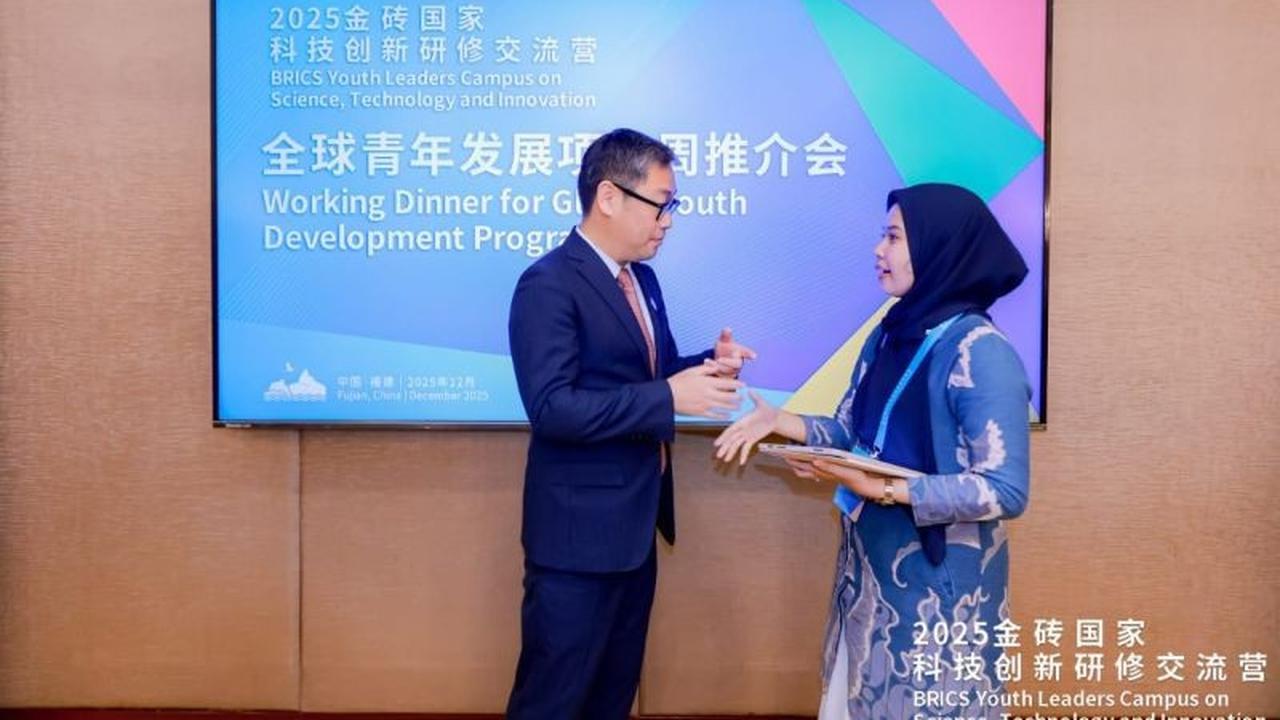 Peneliti UMSurabaya Berpartisipasi di BRICS Youth Dialogue 2025 Tiongkok, Paparkan Inovasi Gen-C Pencegah Stunting